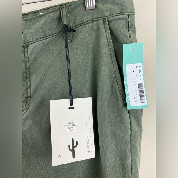 Pistola Moriah Women’s Army Olive Green Straight leg Crop Pant Size 30 NWT - Picture 6 of 12